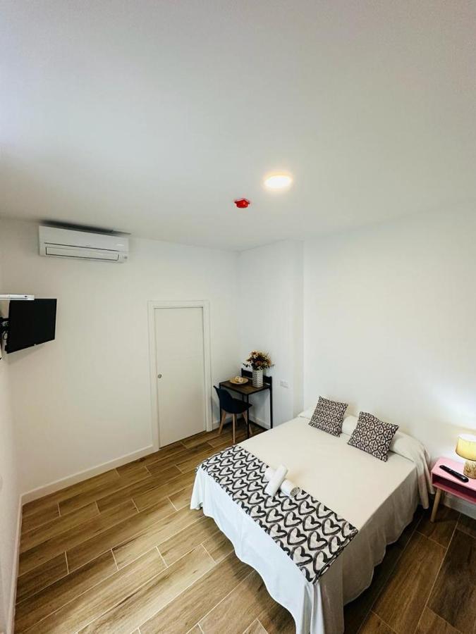 Hostel Costa-Luz Bejar 28-30 Huelva Dış mekan fotoğraf